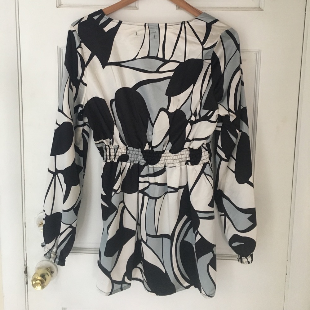 BCBG silky top - Picture 2 of 3